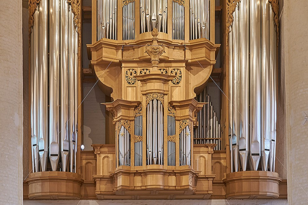 Ansicht einer großen Orgel