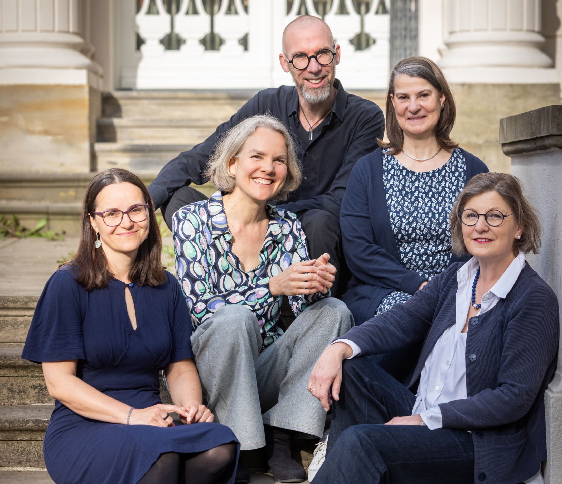 Freuen sich auf den bevorstehenden Musiktherapiekongress (v. l.): Prof. Dr. Anne-Katrin Jordan (MSH), Prof. Karin Holzwarth (HfMT), Prof. Dr. Jan Sonntag (MSH), Prof. Dr. Gitta Strehlow (HfMT), Prof. Dr. Dorothee von Moreau (HfMT).