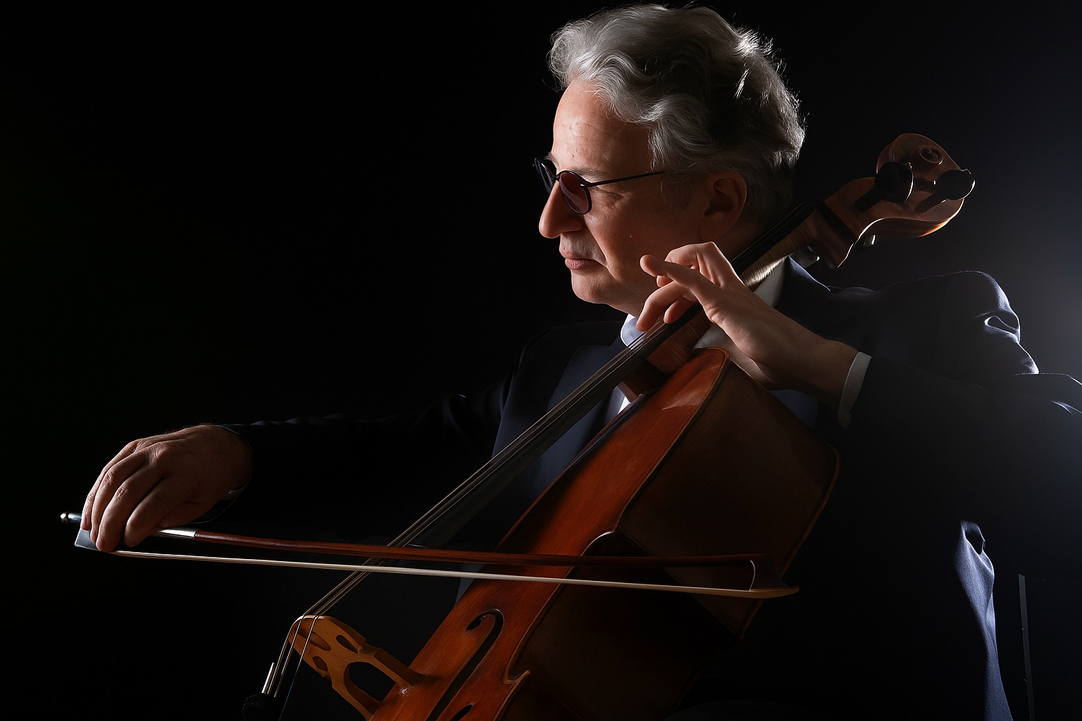 Prof. Niklas Schmidt
